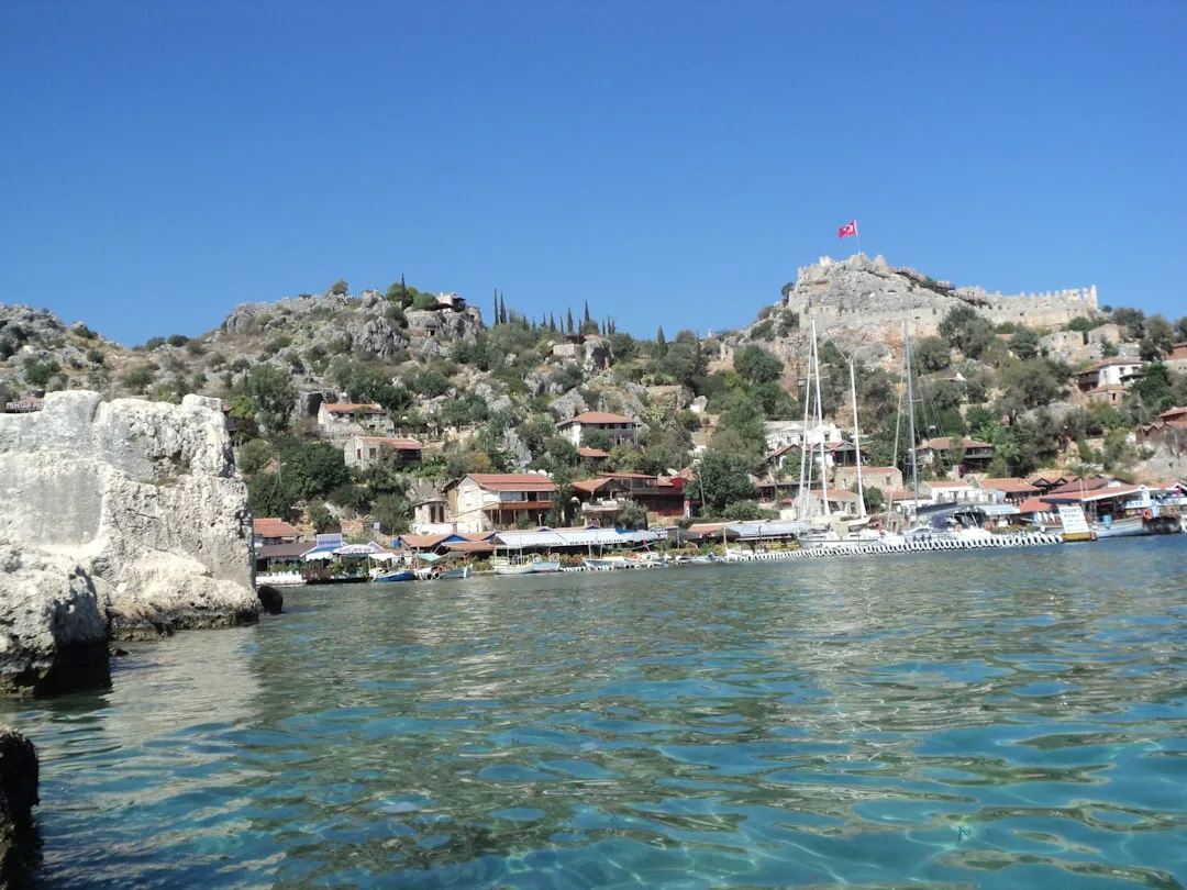 Antalya ko'chalari — Turkiya vizasi