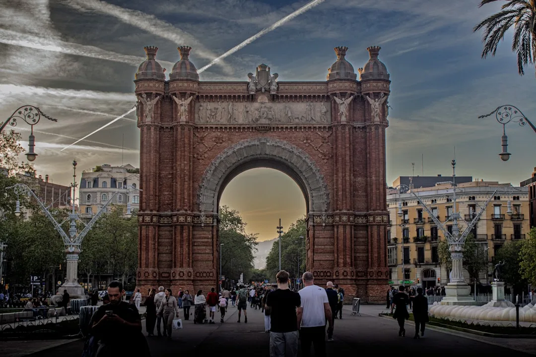 TAS → BCN — Barselona parvoz