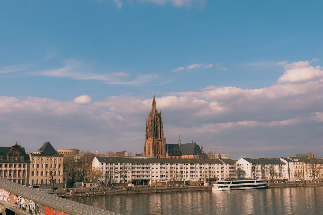 Frankfurt — Toshkentdan arzon chipta 2026