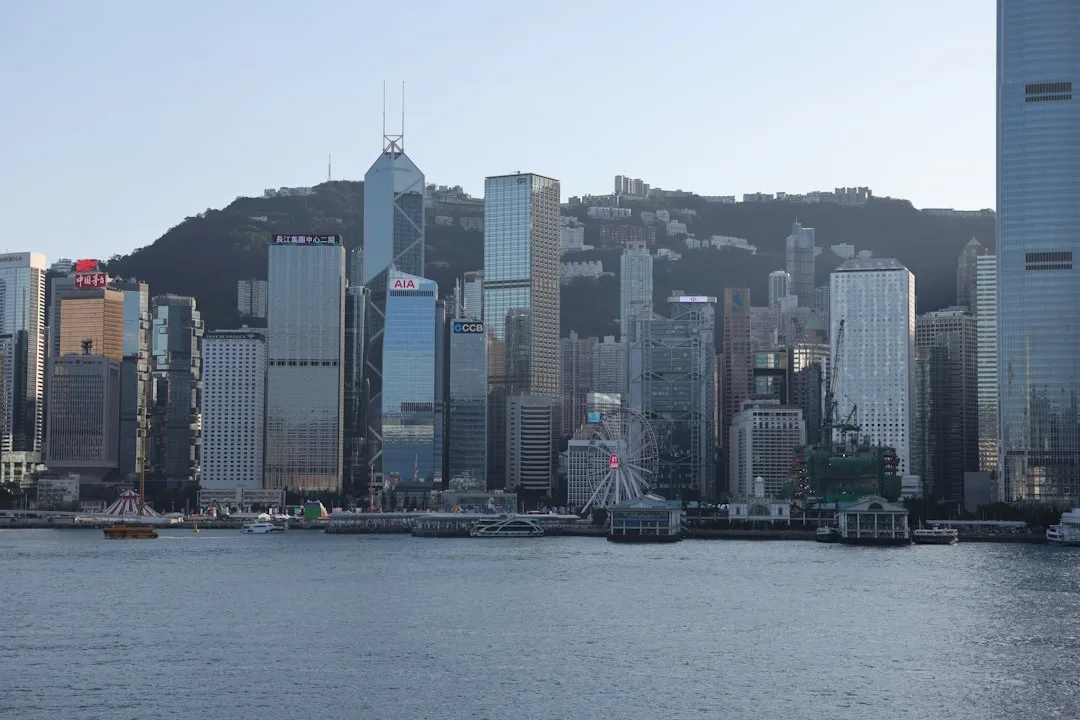 TAS → HKG — Gonkong parvoz