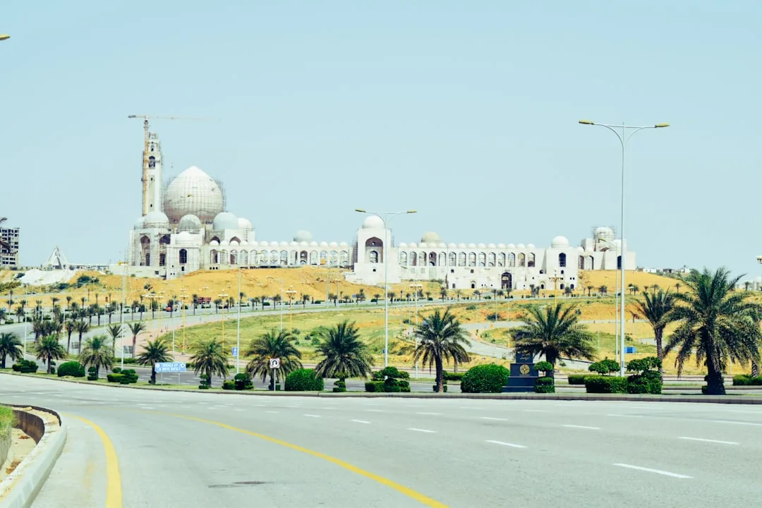 TAS → KHI — Karachi parvoz