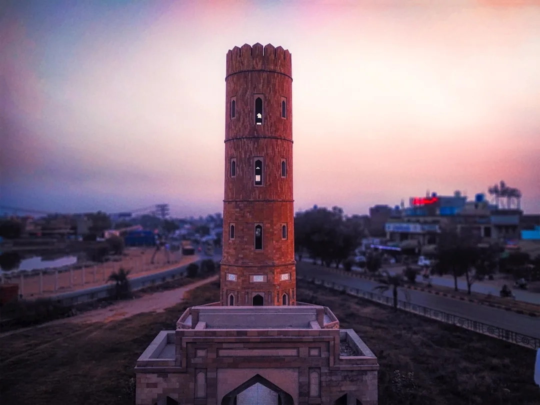 Lahor — Toshkentdan arzon chipta 2026