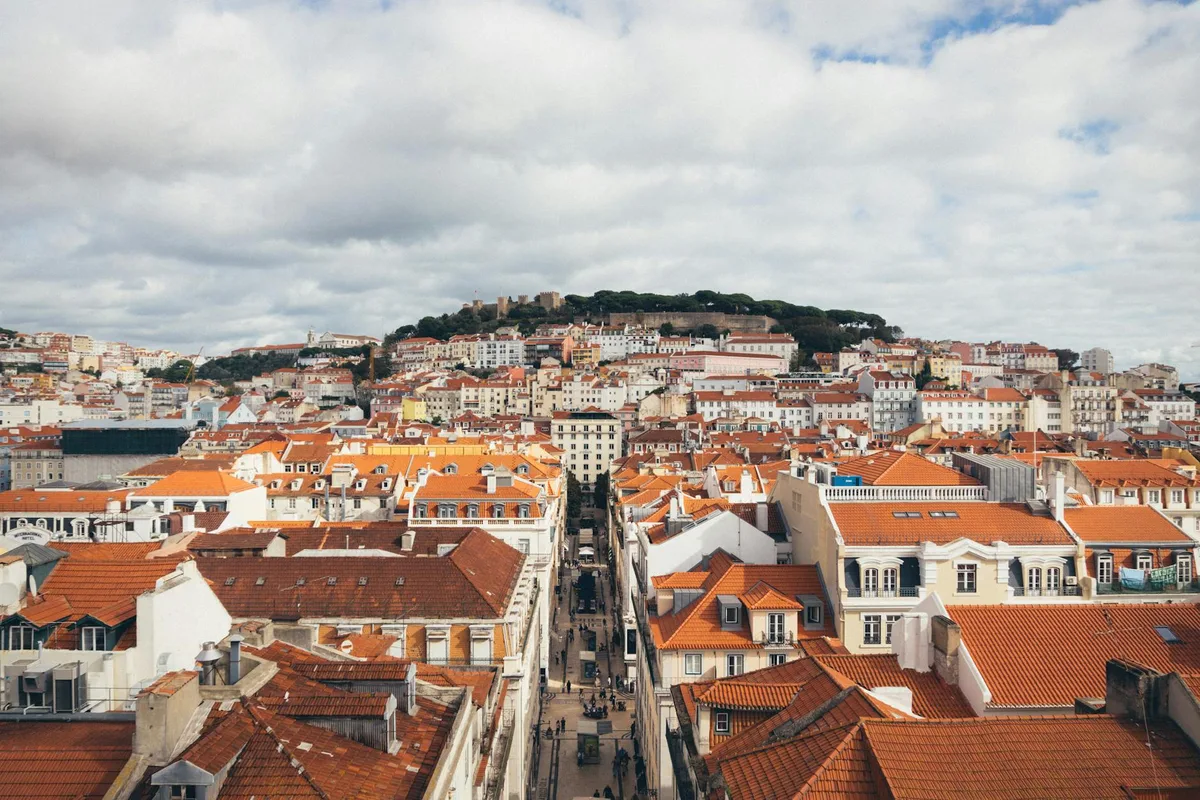 Toshkentdan Lissabonga aviachiptalar — Lissabon shahri