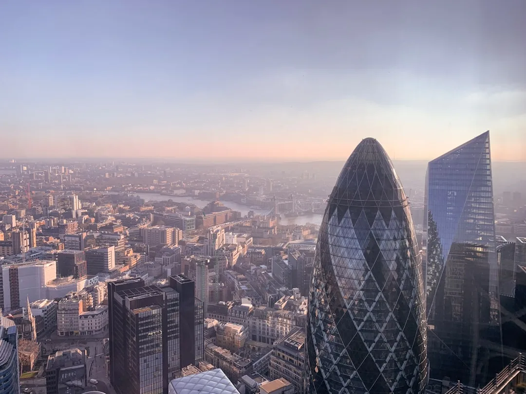 London manzarasi — arzon aviachiptalar UzAirDesk