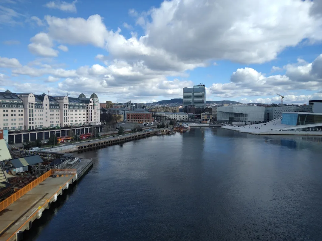 Oslo ko'chalari — Norvegiya vizasi