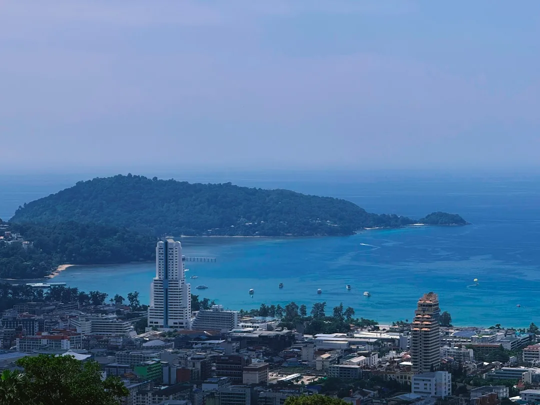 TAS → HKT — Phuket parvoz