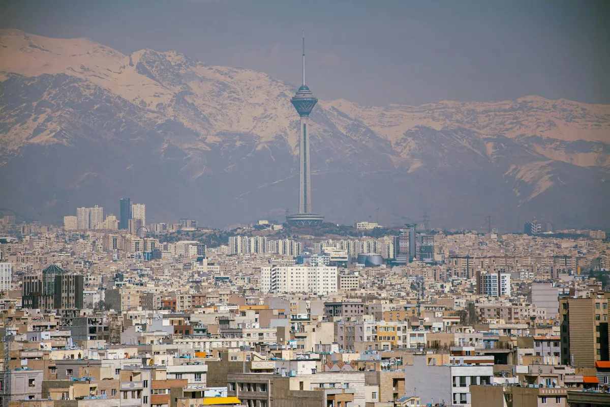 Toshkentdan Tehronga aviachiptalar — Tehron shahri