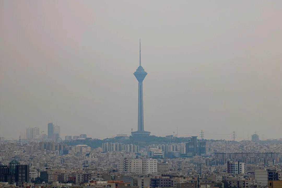 Toshkentdan Tehron parvozi — narx va bron